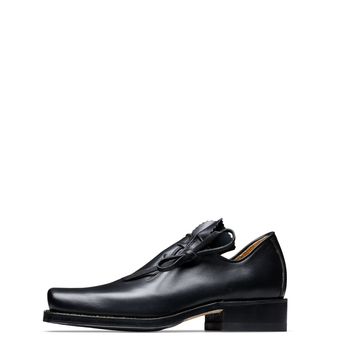 haferlschuh Vitus von halfs aus München – rahmengenähter Herren-haferlschuh aus schwarzem Rindsleder